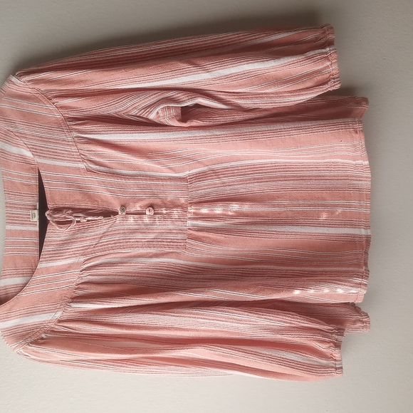 A.N.A. Crop Top - Picture 2 of 9